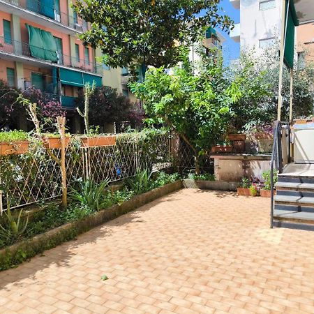 Casa Marechiaro Con Parcheggio Incluso E Giardino Apartment Рапало Екстериор снимка